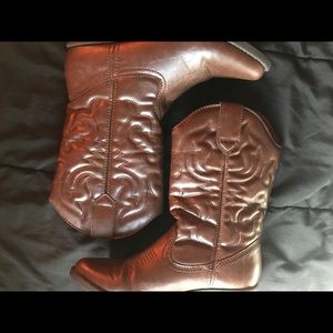 Brown Cowgirl Boots S7